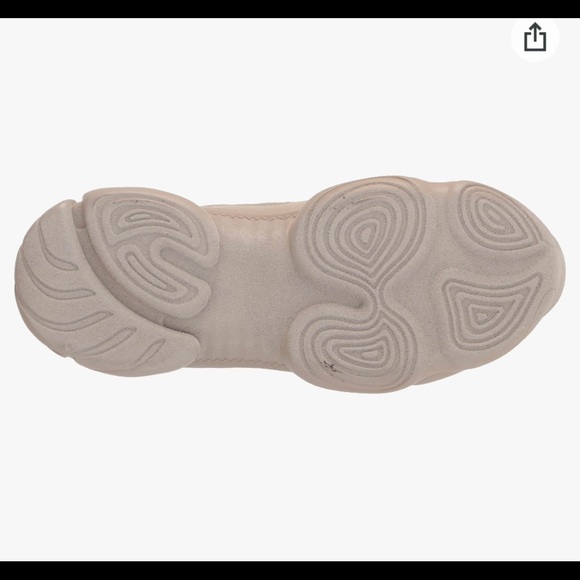 SOLD 🌟STEVE MADDEN SMACK SNEAKERS Nude natural sneakers 8.5 lace up sporty - Picture 2 of 15